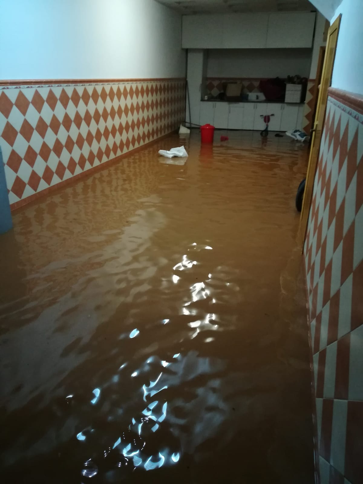 La última hora de la alerta roja por lluvias en Valencia, en directo