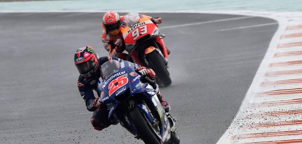 Pole de Viñales y espéctaculo de Márquez