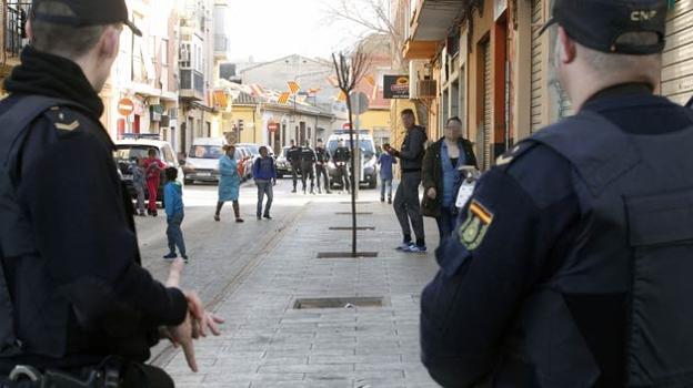 Absueltos tres de Los Canuto por un tiroteo atribuido a unas ventosidades en Torrent