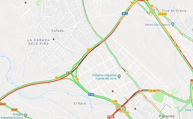 Hasta seis kilómetros de atasco en la AP-7 a la altura de Paterna por accidente