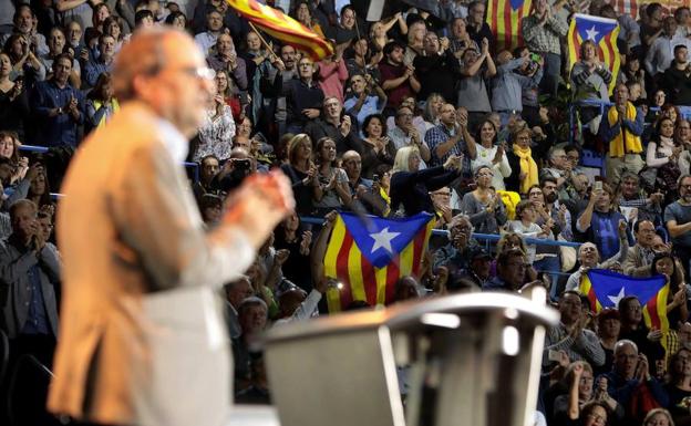 El sí a la independencia vuelve a repuntar en Cataluña