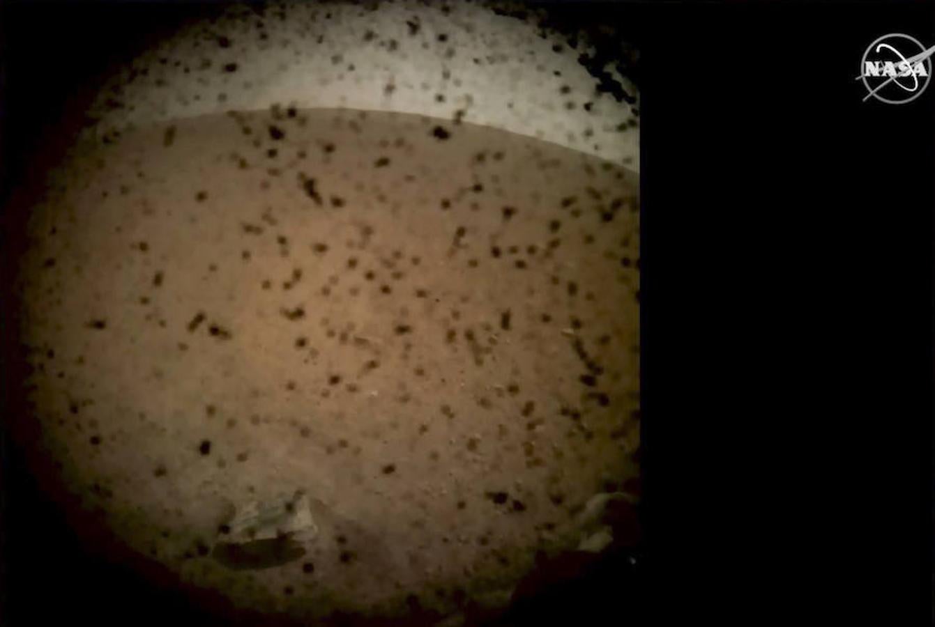 InSight de la NASA aterriza en Marte