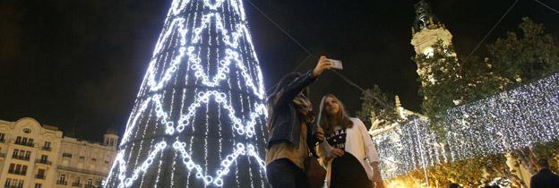 Valencia enciende oficialmente su iluminación de Navidad este viernes