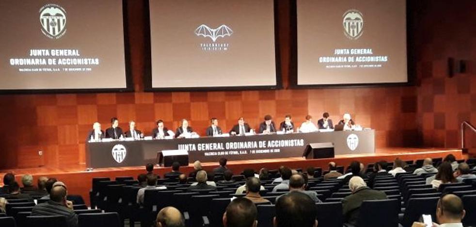 Murthy: «Muchos aficionados del Valencia CF no quieren mudarse de Mestalla»