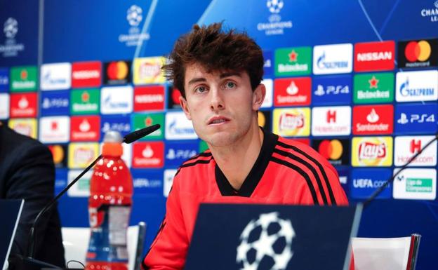 Odriozola: «Carvajal es mi ídolo y estoy enamorado de Benzema»