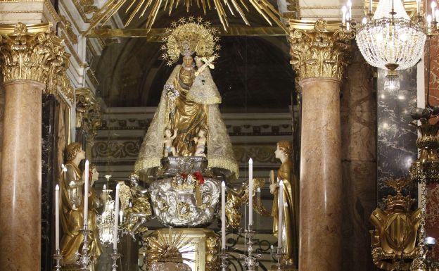 La Basílica instala un belén centenario en el Camarín