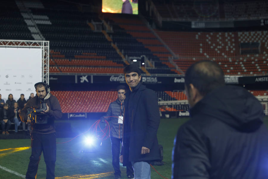 Las leyendas del Valencia CF presenta el partido del centenario