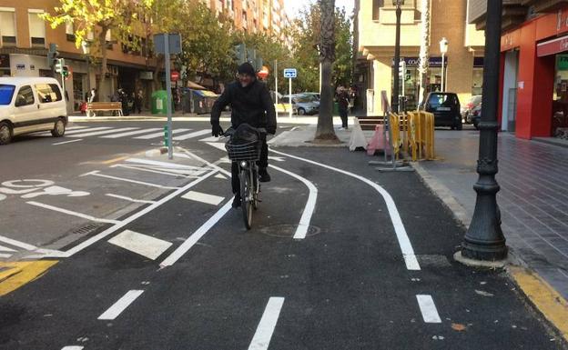 Valencia cuenta con dos nuevos carriles bici