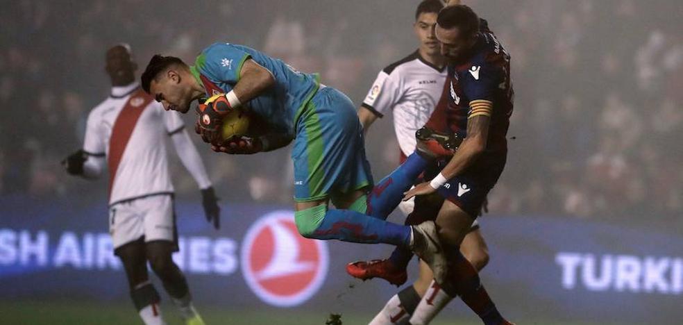 El Levante se nubla en Vallecas