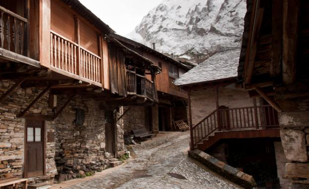 Pueblos leoneses de piedra y magia