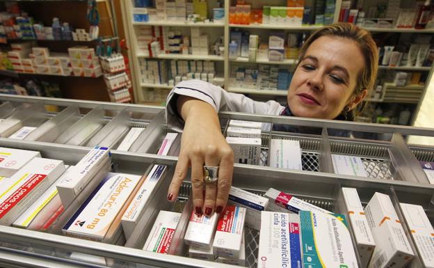 El 1 de enero bajarán los precios de más de 1.200 medicamentos en las farmacias