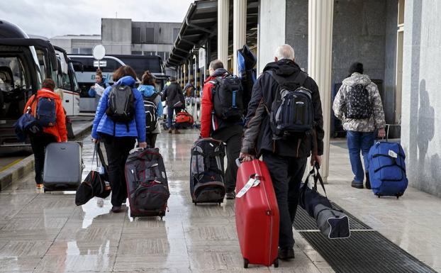 La Guardia Civil avisa: «No te pases ni un centímetro»