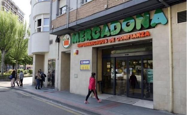 Horarios especiales de Mercadona en Nochevieja y Año nuevo. Supermercados abiertos: Consum, Carrefour, Lidl, Alcampo