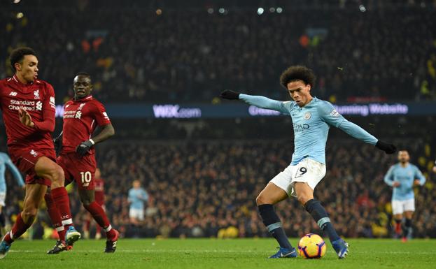 El City tumba al Liverpool y reabre la Premier