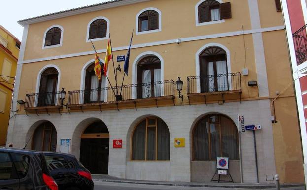 Callosa d'En Sarrià condena la agresión sexual y ofrece apoyo a la víctima