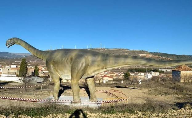 El dinosaurio vuelve a Aras de los Olmos