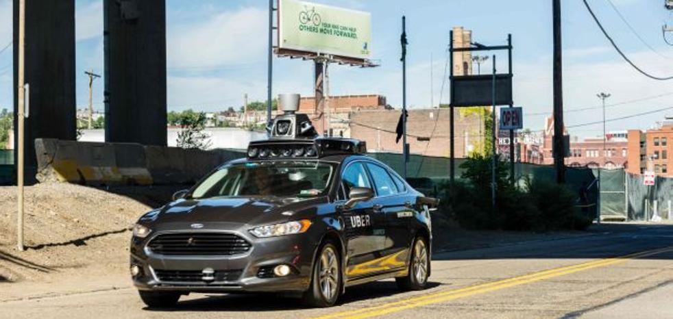 Uber desembarca hoy en las calles de Valencia con una flota de 200 coches