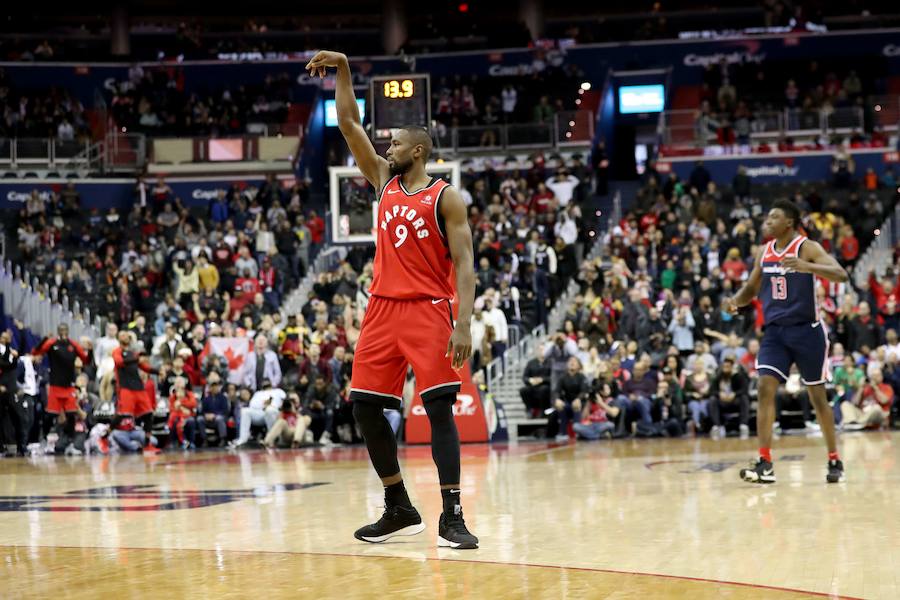 Ibaka decide el triunfo de los Raptors; Juancho participa en el de los Nuggets