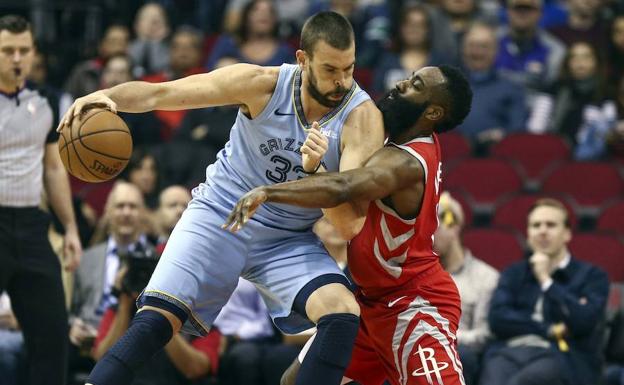 Harden destroza a los Grizzlies de Marc Gasol