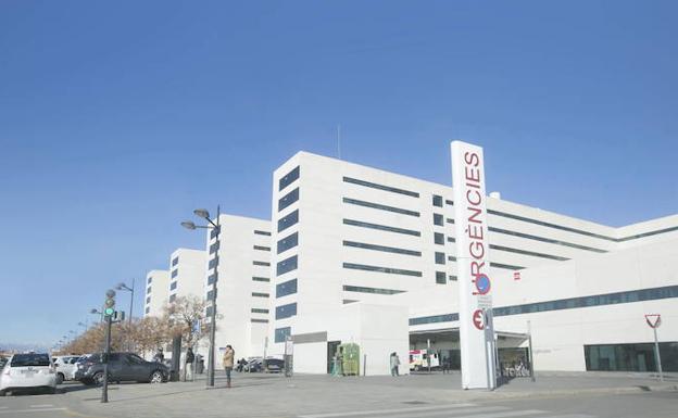 Tres niños heridos al salir despedidos de una atracción de feria en Guadassuar