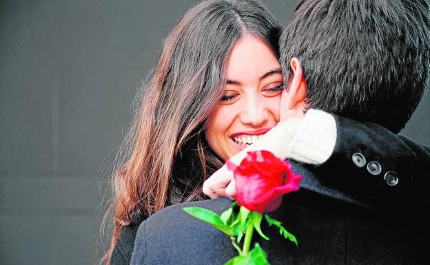 Se acerca San Valentín, vuelve a enamorarte de tu sonrisa