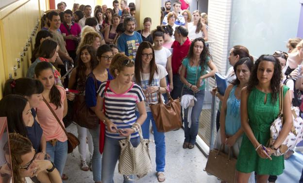 Las oposiciones de Secundaria también dan más peso al valenciano que al inglés