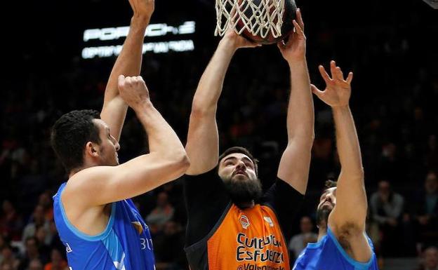 Victoria muy sufrida del Valencia Basket