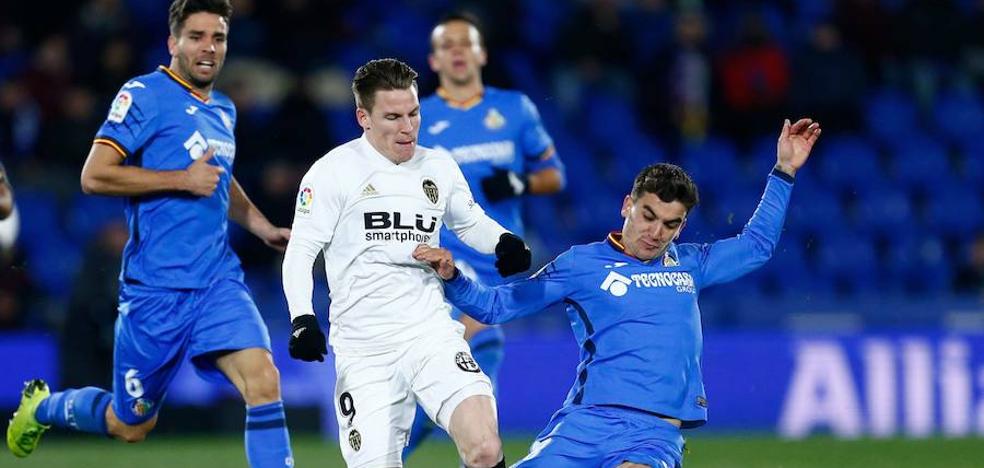 Gameiro se pierde el derbi ante el Villarreal