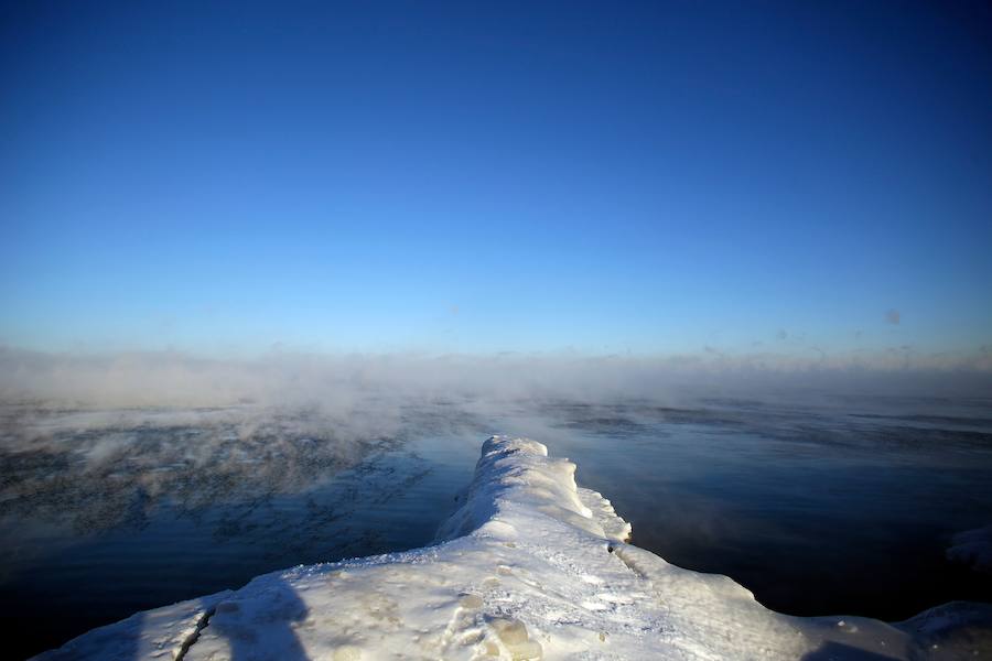 Chicago desaparece bajo el hielo