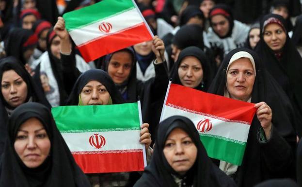 Irán desvela un nuevo misil durante el aniversario de la Revolución Islámica