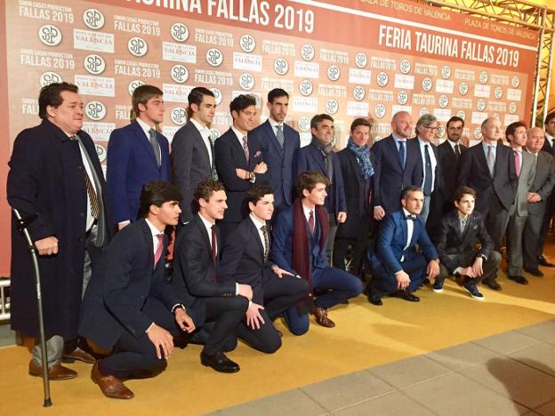 Brillante acto de presentación de los carteles de Fallas