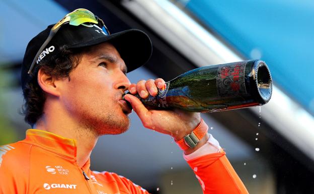 Van Avermaaet se impone a Trentin en la tercera etapa de la Volta