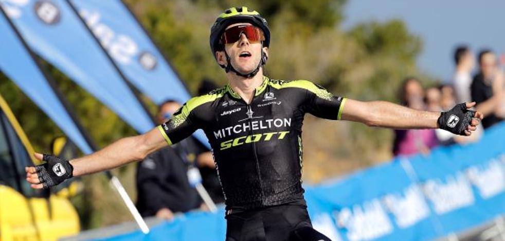Adam Yates da una exhibición en Alcossebre y Jon Izaguirre es el nuevo líder de la Volta