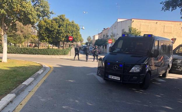 La policía desmantela varios invernaderos de marihuana en Nazaret