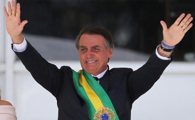 Bolsonaro se enfrenta a su primera crisis por la financiación electoral