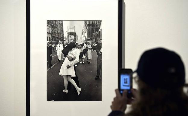 Muere a los 95 años el marinero de la mítica foto en Times Square