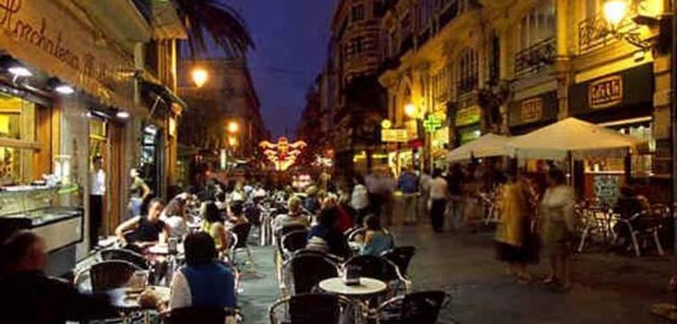 Hosteleros cargan contra la dejadez del Ayuntamiento en la lucha frente al ruido