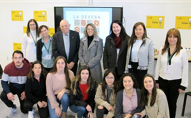 Grupo Madeplax y La Devesa School viven el primer encuentro mentor-colegio del programa STARTinnova