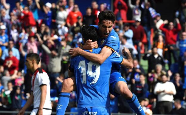 Mata y Jorge Molina acercan al Getafe a Europa y hunden al Rayo