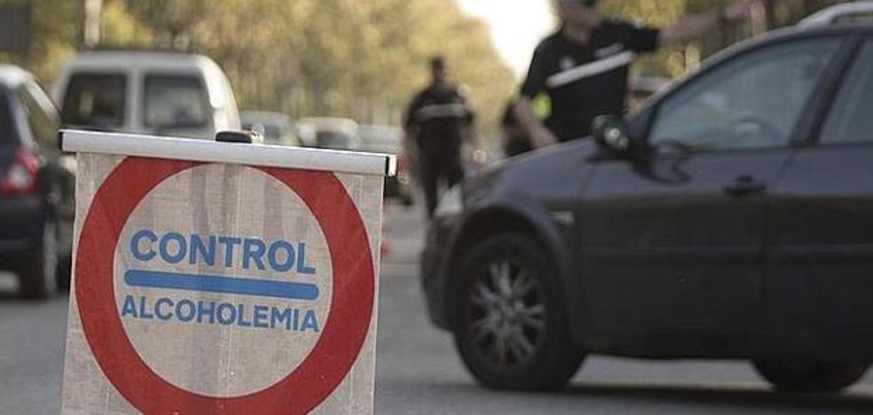 Acusan a un policía de romper la mandíbula a una chica durante una prueba de alcoholemia