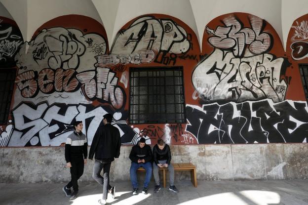 Cultura pide ahora un informe sobre el grafiti del Centro del Carmen una vez pintado