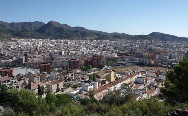 Fallece un trabajador de 58 años tras caer en una azulejera en la Vall d'Uixò