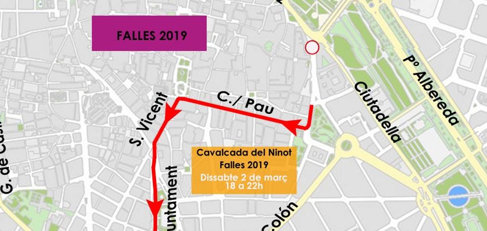 Calles cortadas por la Cabalgata y la mascletà de colores en Valencia