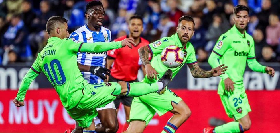 El VAR no existe para el Levante