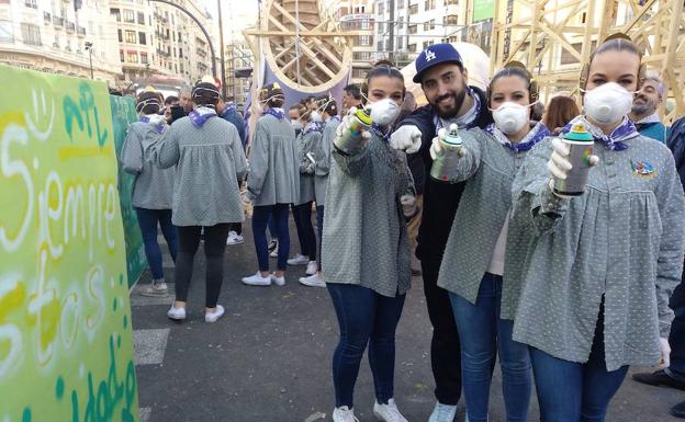 Taller de grafiti en la plaza del Ayuntamiento