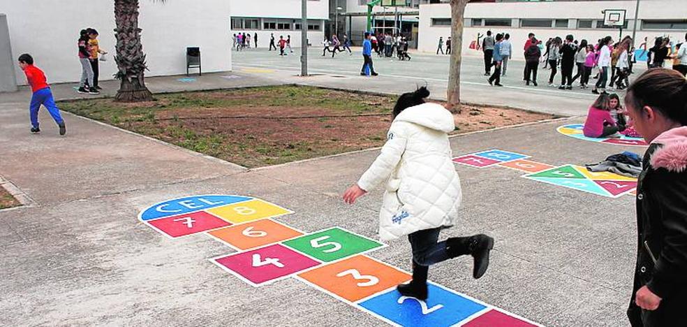 El 'Recreo Activo' cumple 20 años en el colegio Sant Carles