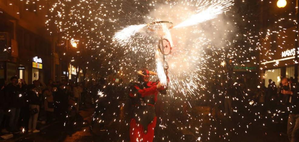 Horario y recorrido de la Cabalgata del Fuego en las Fallas 2019