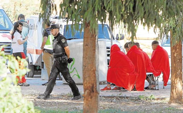 El aluvión de menores no acompañados obliga al Consell a ampliar las plazas en los centros