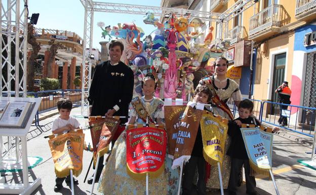 Centro, campeona infantil de las Fallas de Dénia