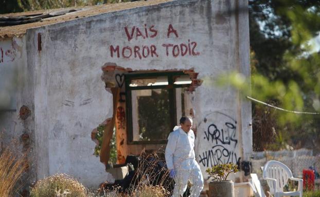 La familia de Godella tenía que abandonar la casa que ocupaba ilegalmente